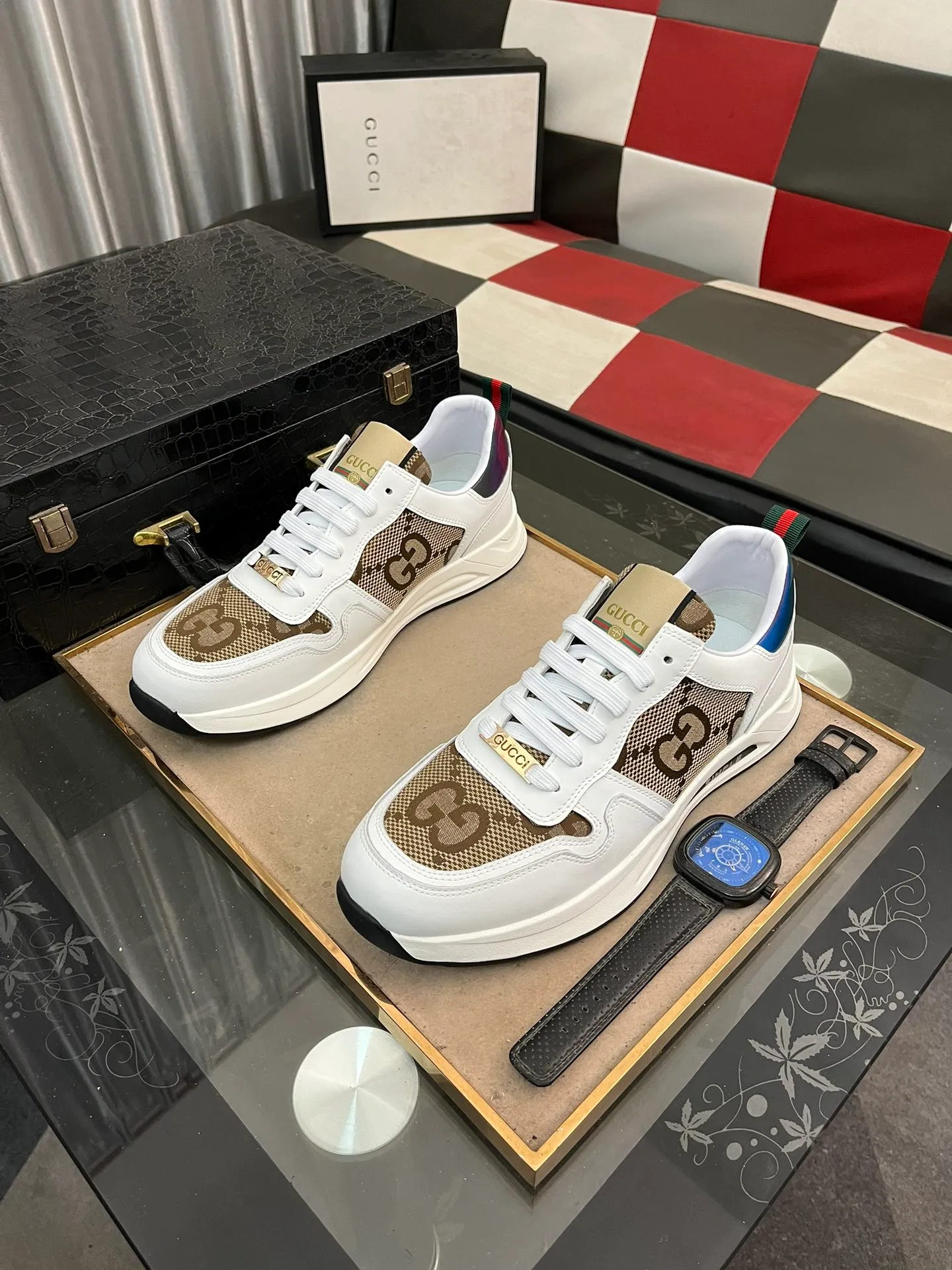 Men's Men's Shoes 💰420 ⌚️⌚️[GUCCI] Gucci men's casual shoes are absolutely popular 🔥The ultimate matching item for trendy men! Irresistible charm of super texture, the main recommendation, the upper is made of high-quality cowhide + breathable fabric, sheepskin feet, wear-resistant rubber sole, noble and elegant! Extremely comfortable🎁🎁You can be as handsome as you want💪 Size: 38-44!